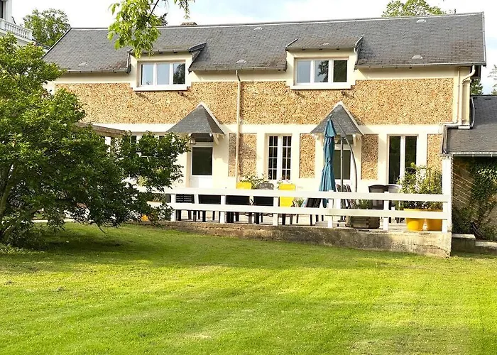 Le Cottage Des Vaux Avec Cheminee, Sauna Et Jacuzzi Dans Un Parc Arbore